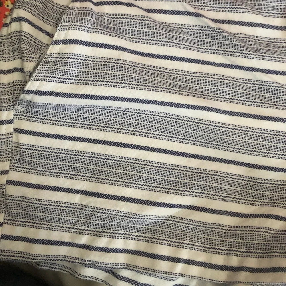 Women’s GAP 3 inch shorts - Picture 10 of 15